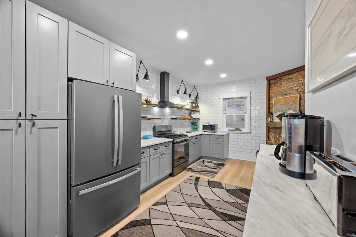 Sophisticated Elegance In Pghs Most Scenic Locale Pittsburgh 0*,  USA